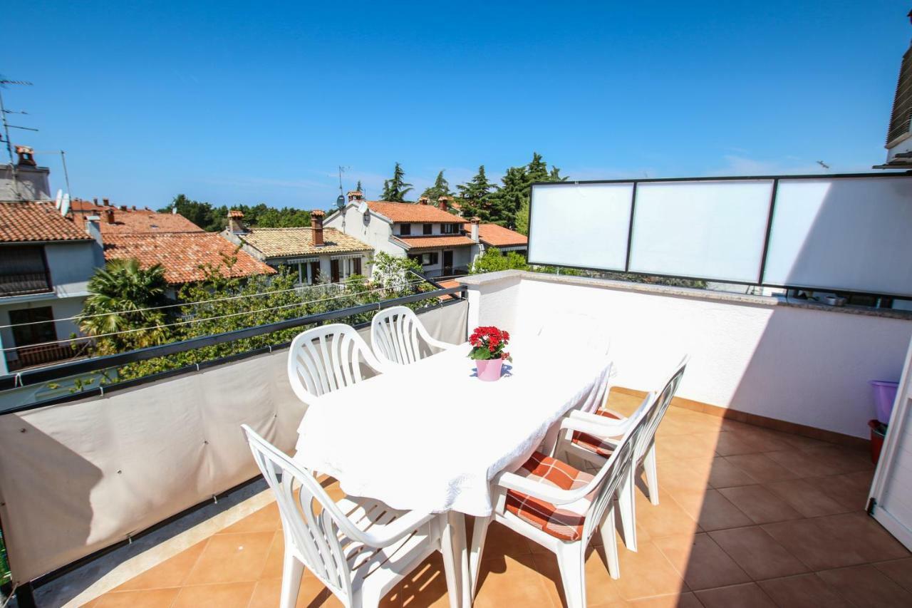 Apartmani Ljubica โปเรช ภายนอก รูปภาพ