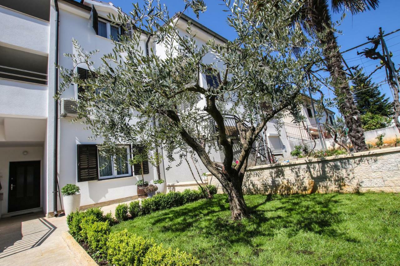 Apartmani Ljubica โปเรช ภายนอก รูปภาพ
